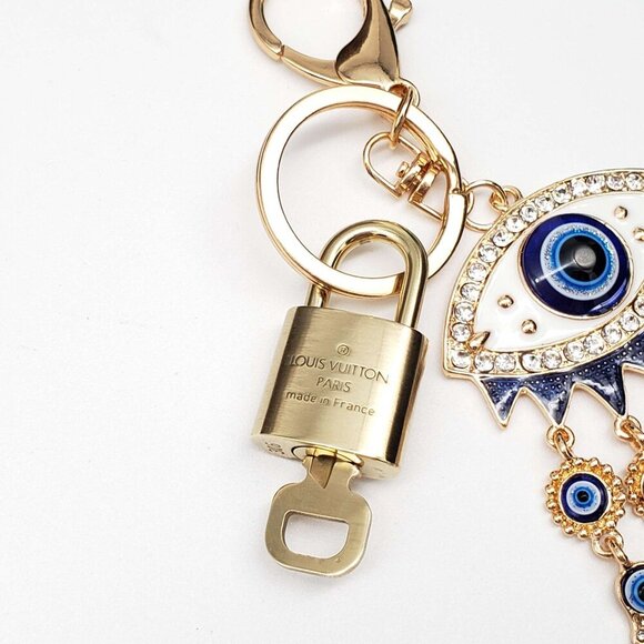 100% Auth Louis Vuitton Lock & Key with unbranded Bagcharm, Keycharm, Keychain - Picture 6 of 9